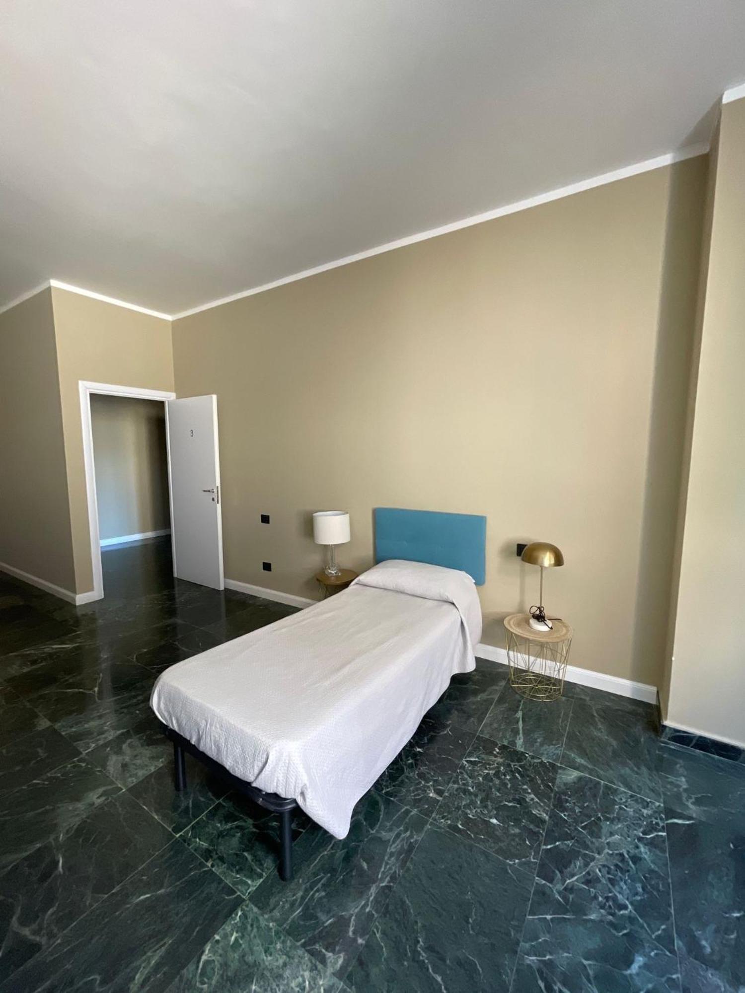 B&B Piazza Duomo al 55 Voghera Eksteriør billede